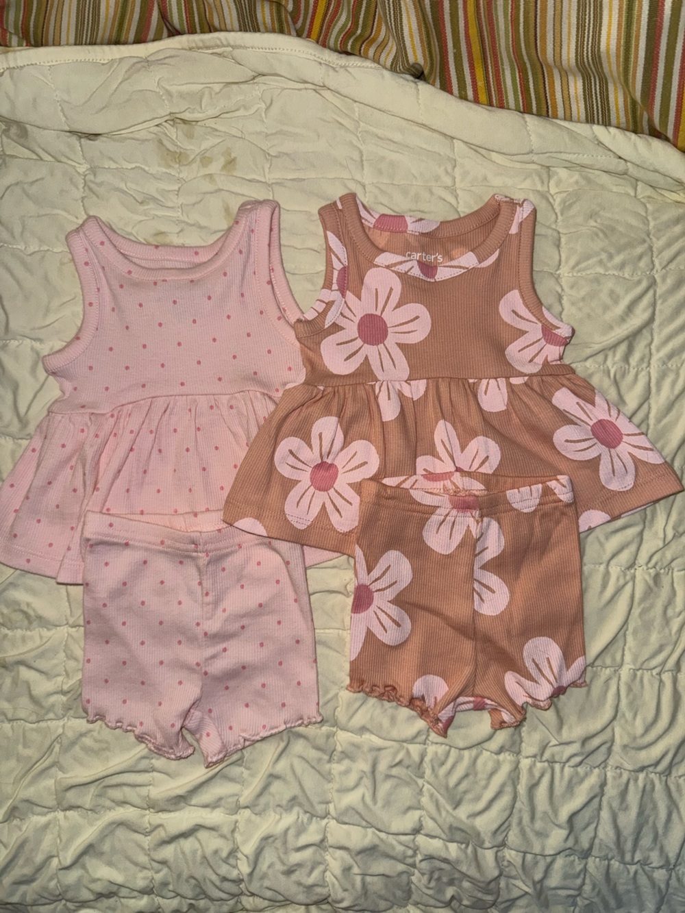 2-pack Carter’s tank/shorts